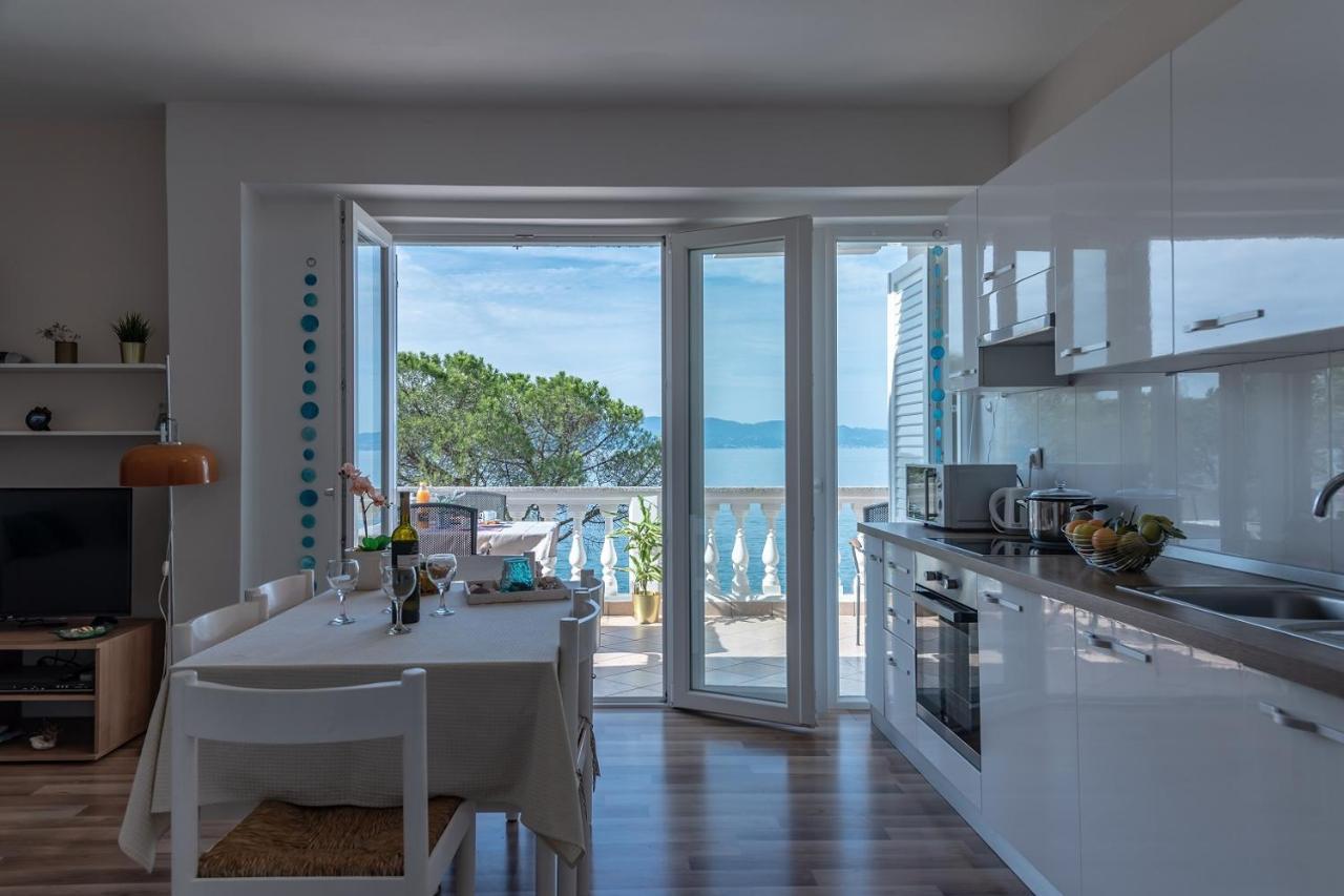 Apartment Bor - On The Beach Malinska Extérieur photo