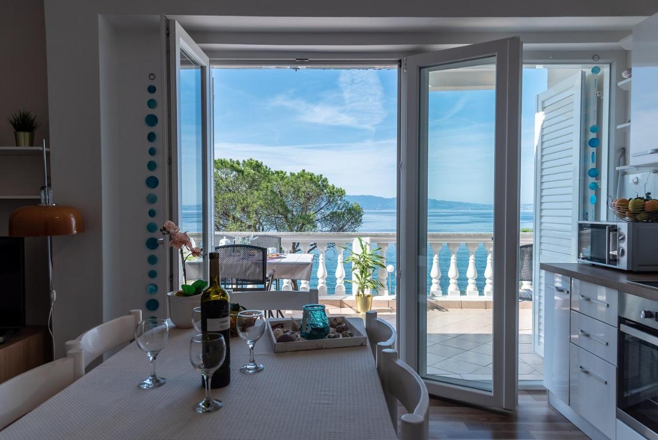 Apartment Bor - On The Beach Malinska Extérieur photo